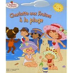 Charlotte aux Fraises à la plage