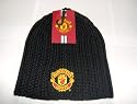 OFFICIAL MANCHESTER UNITED CRESTED BLACK CHUNKY KNIT BEANIE HAT