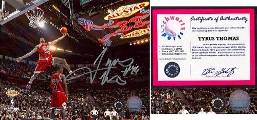 Tyrus Thomas Chicago Bulls Autographed 8x10 Slam Dunk Contest Photograph