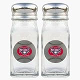 Review Bergamot  / Washington Nationals Salt and Pepper Shaker Set