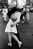 Kissing On VJ Day - Nurse Kissing Sailor, Art Poster Full Size Poster Print, 24x36