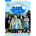 Emmerdale Farm - Volume Three [DVD]