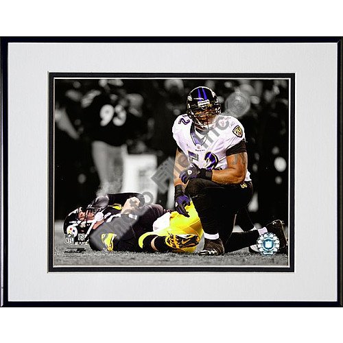 Photo File Baltimore Ravens Ray Lewis Framed Photo