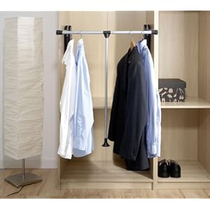 WENKO 5976100 Garderobenlift - schwenkbare Kleiderstange, Chrom-Kunststoff, 87-121 x 80 x 10 cm, silbergrau