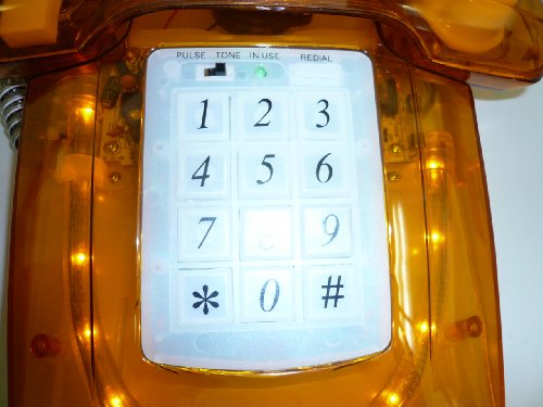 発光機能搭載　おしゃれなライトアップ電話機　LT-40-イエロー