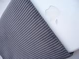 Review Wrappers UK  / Apple MacBook 13.3inch Corduroy Sleeve Grey