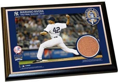 Mariano Rivera Final Season Plaque w/ Dirt