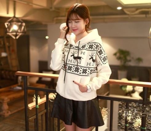 ノルディック柄　プルーバー　パーカー　タオルハンカチ付