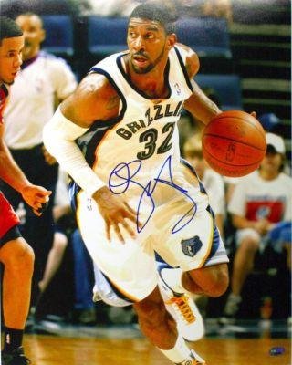 O.J. MAYO SIGNED MEMPHIS GRIZZLIES 16x20 PHOTO PSA/DNA - Autographed NBA Photos