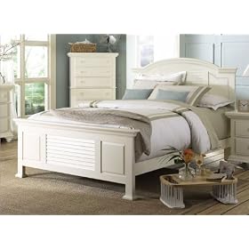 Broyhill Pleasant Isle Panel Bed in White