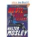 Devil in a Blue Dress (Serpent's Tail Classics)