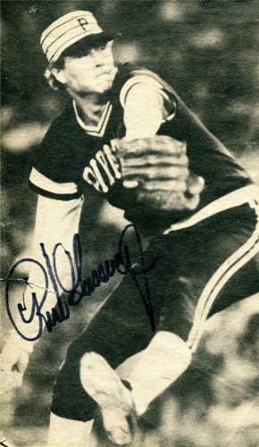 Goose Gossage Autographed/Hand Signed Newspaper Clipping