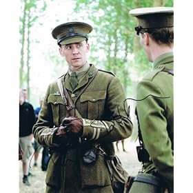  TOM HIDDLESTON - War Horse AUTOGRAPH Signed 8x10 Photo