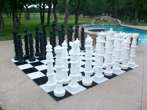 Lifesize Outdoor Chess Set - 4 Foot King!