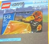 Lego City 23 Piece Building Set in a Pack #5627