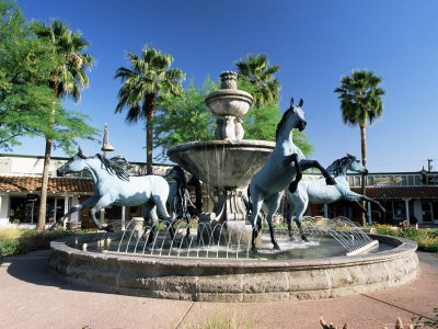 Bronze Horse Fountain in the Up-Market 5th Avenue Shopping District, Scottsdale, Phoenix, USA Premium Photographic Poster Print by Ruth Tomlinson, 9x12