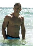 Daniel Craig James Bond in Water 8x10 Photo