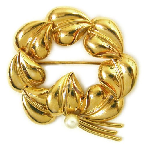 Childrens Toyshop  Jewelry : 14K Gold Vintage Wreath Brooch with Pearl