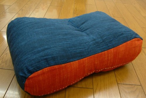 インド綿でつくった腰当クッション　『こはる』　サイズ：20×38cm　カラー：ブルー(#3320579)