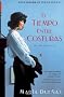 El Tiempo Entre Costuras = The Time Between Seams (Bestseller Internacional)