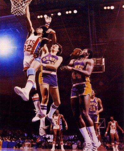 Julius ''Dr. J'' Erving New Jersey Nets 8x10 Photo (ABA Dunking vs. Nuggets)