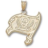 LogoArt Tampa Bay Buccaneers 10kt Gold Pendant