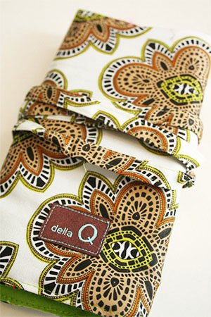 Della Q Interchangeable Needle Case (185) (Market Cotton Print (104)) Della Q Interchangeable Needle Case (185) (Market Cotton Print (104))