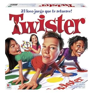 Spanish Games for a Family Reunion / Juegos de Reuniones Familiares: Twister