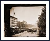 Civil War Photo (S): Washington District of Columbia. Grand review of the army