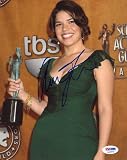 AMERICA FERRERA UGLY BETTY SIGNED AUTHENTIC 8X10 PHOTO AUTOGRAPH PSA/DNA #Q45573