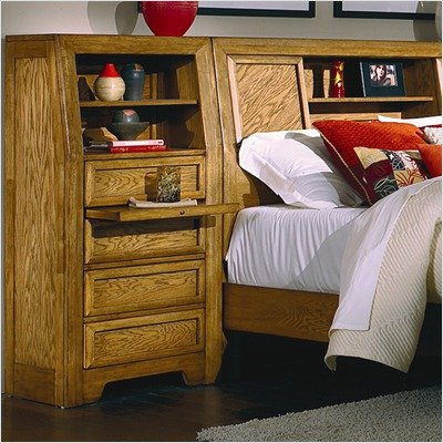 Casual Home Pier Nightstand in Warm Casual Oak