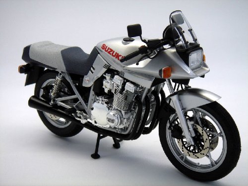 1/12 WIT'S ダイキャスト バイクシリーズ SUZUKI GSX1100S 刀 /ブライトシルバーメタリック