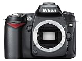 Nikon - D90 - Appareil photo reflex num�rique - Moniteur ACL 3" - Capteur CMOS 12,3 MP - Syst�me anti-poussi�re - Mode vid�o HD : D-Movie - Bo�tier nu