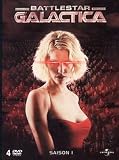 Revue ___  / Battlestar Galactica: Saison 1 - Coffret 4 DVD