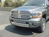 06-07 Dodge Ram (w/tow hooks) Polished Aluminum Bumper Grille