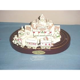 Avon 2002 Holiday Express Station & Train Set