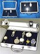 SAFE UHRENKOFFER DIAMANT Nr. 265 - MIT 12 F�CHERN UND HERAUSNEHMBAREN 12 x UHRENHALTERN F�R UHREN - TASCHENUHREN - ARMBANDUHREN - SCHMUCK - KETTEN USW.- MIT TRANSPARENTER ABDECKUNG MIT 2 SCHL��ERN ABSCHLIE�BAR
