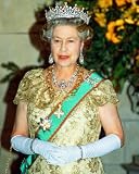 QUEEN ELIZABETH II 8X10 COLOR PHOTO