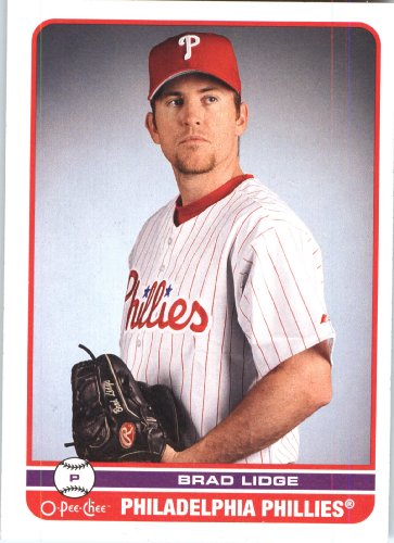 2009 O-Pee-Chee Baseball Card # 256 Brad Lidge Phillies Mint Condition - Shipped In Protective ScrewDown Display Case!!