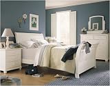 Starlight Twin Sleigh Bed by Young America