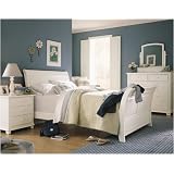 Starlight Twin Sleigh Bed by Young America by Young America
