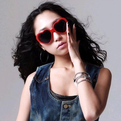 HuaYang Fashion Cute Oversized Heart-Shaped Plastic Frame Retro Sunglasses Eyeglasses(White)