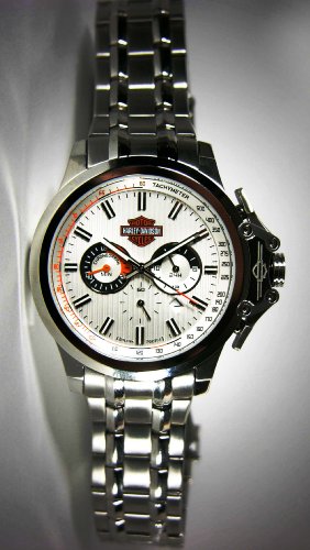 Harley-Davidson® Bulova® Men’s Watch / Chronograph. Silver patterned dial with date window. Luminous. Tachymeter. WR 50m/165ft. 76B151