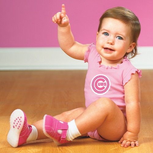 Chicago Cubs Infant Girls Pink Ruffle Logo Creeper (12 Months)