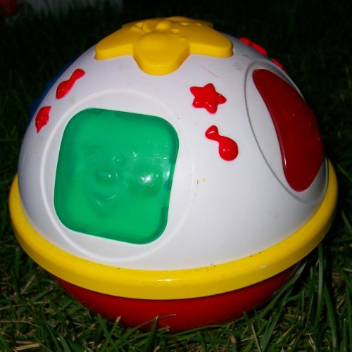 Shelcore Musical Light and Sound Ball Toy