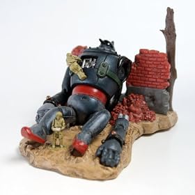 Tetsujin 28 Gashapon Diorama - Gigantor being Repaired