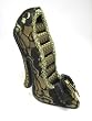 Victorian Lace Shoe Ring Holder - Golden