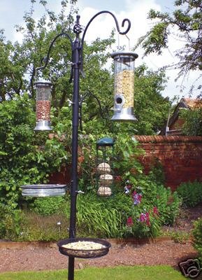 GARDEN BIRD FEEDING FEEDER STATION/FEED/WATER TABLE NEW