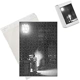 Photo Jigsaw Puzzle of Couple/photo Lamppost from Mary Evans