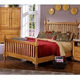 Cottage Pine Slat Bed (Queen) by Vaughan-Bassett